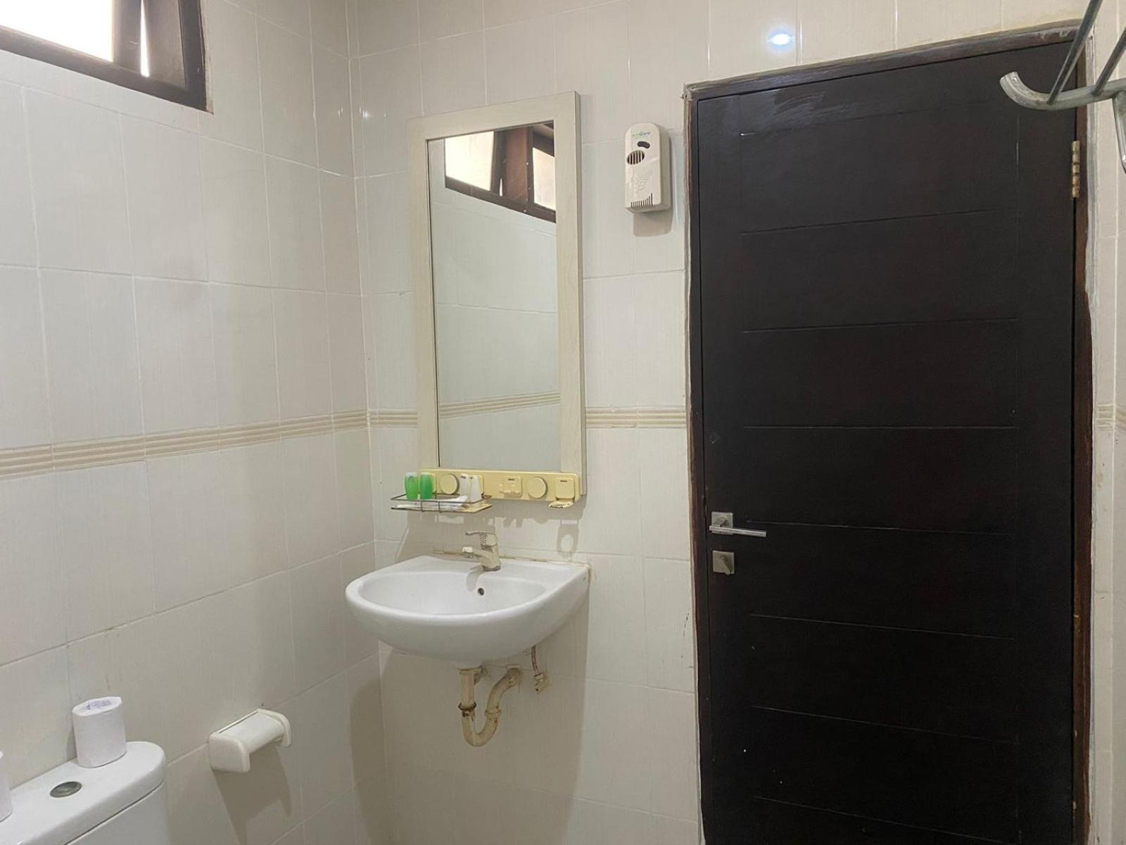 Dedy Beach Inn Kuta Lombok Dış mekan fotoğraf